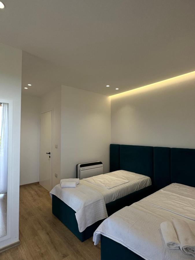 Hotel Restaurant Natyra E Qete Lezhë Esterno foto